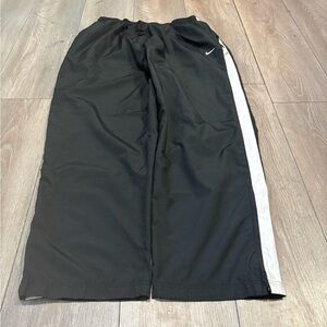Vintage Men’s Baggy Nike Y2K Black Track Pants Size XL
